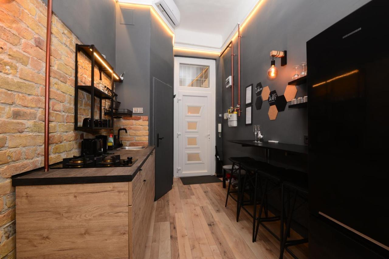 Your Place Apartman Budapest Luaran gambar