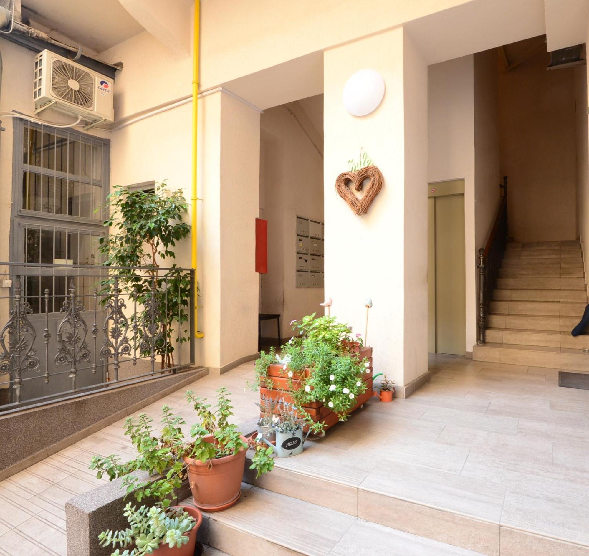 Your Place Apartman Budapest Luaran gambar